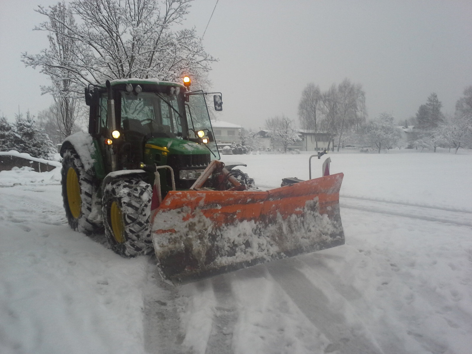 Traktor mit Schild